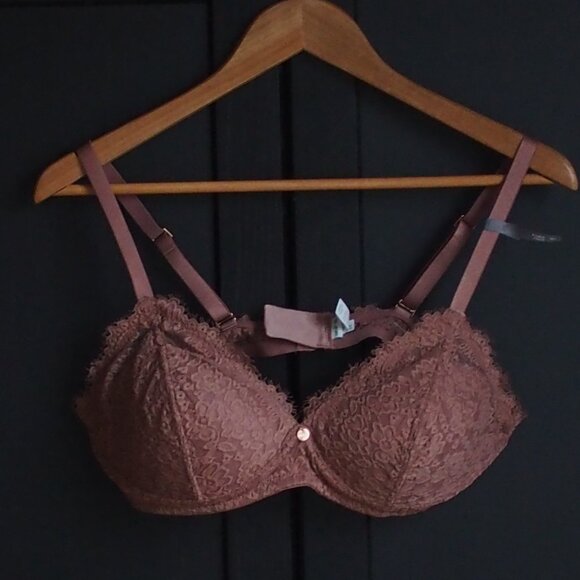 Aerie | NWT Real Power Wireless Lace Plunge Padded Bra - Picture 1 of 8